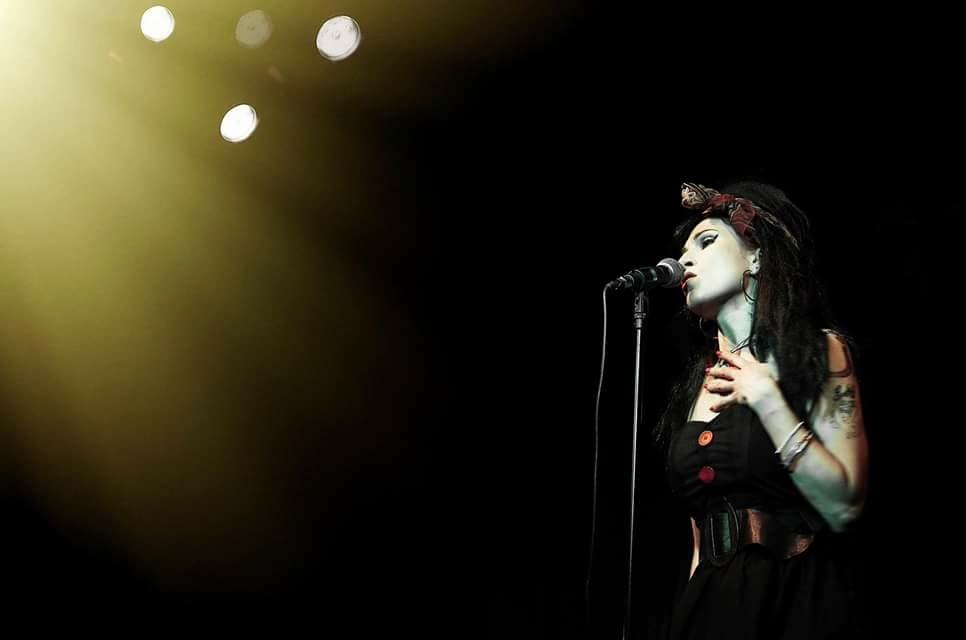 Moogy Amy Winehouse1